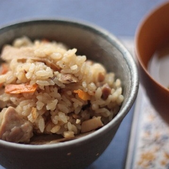 乾燥野菜を使って簡単!炊き込みご飯